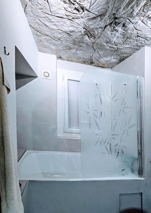 Oasis Parfumee 4 Couchages Au Coeur De Grasse Wifi Διαμέρισμα Εξωτερικό φωτογραφία